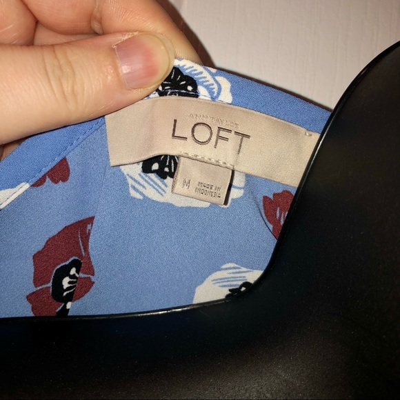 LOFT Floral Top - Picture 7 of 7